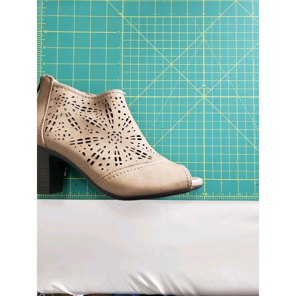 Earth Origins Shaye Leather Ankle Boots Booties Size 9 Taupe Brown Biegle Heel - Picture 4 of 6